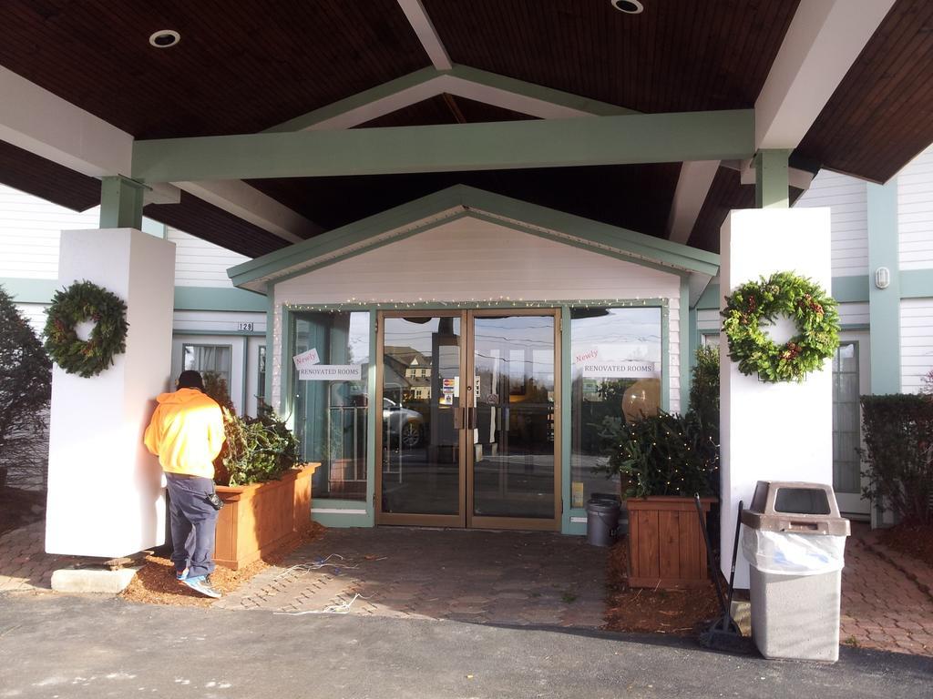 Days Inn By Wyndham Shelburne/Burlington 外观 照片